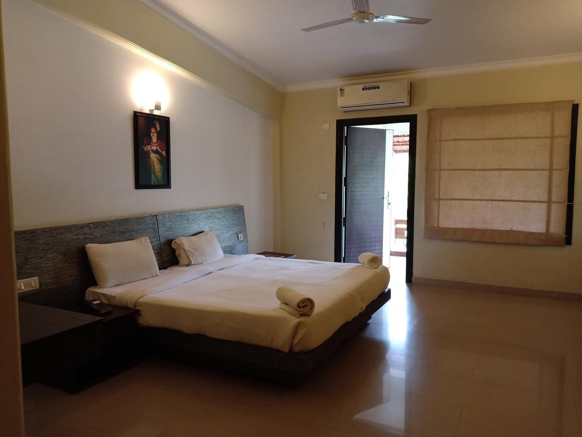 Mystica Resort Lonavala Esterno foto